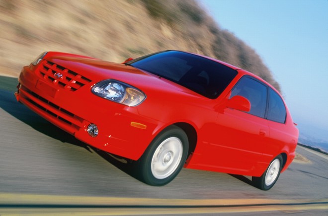 2005 Hyundai Accent Wallpapers