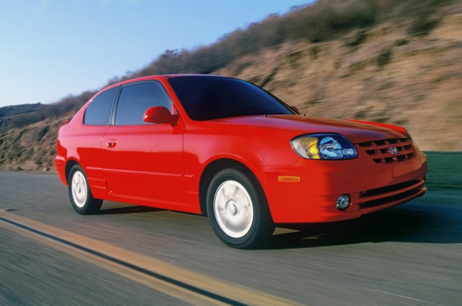 2005 Hyundai Accent Wallpapers