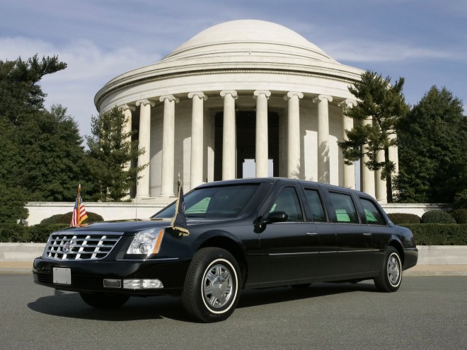2006 Cadillac DTS Limousine Wallpapers