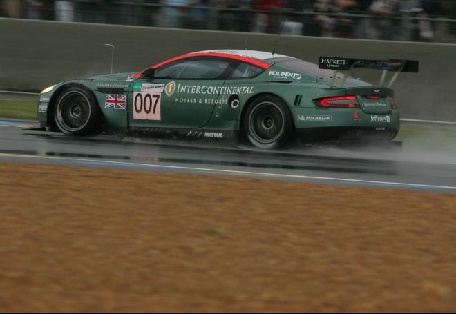 2007 Aston Martin DBR9 Wallpapers