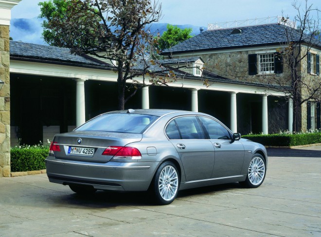 2007 BMW 7-Series Wallpapers