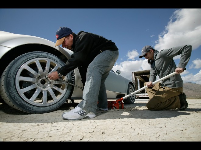 2007 Bugatti 16/4 Veyron Wallpapers