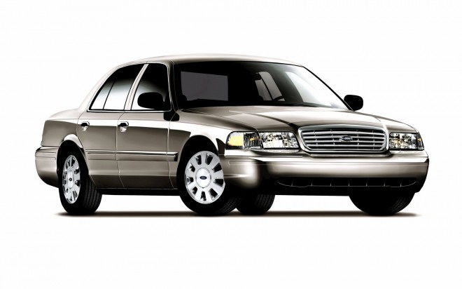2007 Ford Crown Victoria Wallpapers
