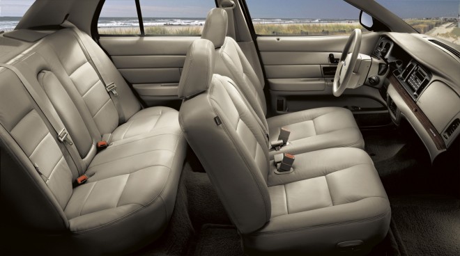 2007 Ford Crown Victoria Wallpapers