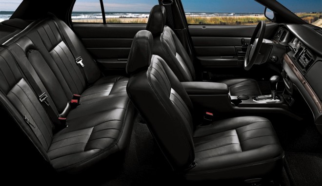 2007 Ford Crown Victoria Wallpapers