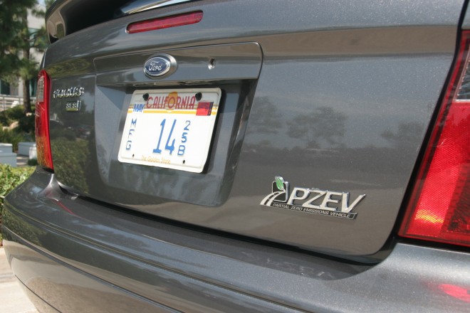 2007 Ford Focus Wallpapers