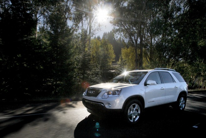 2007 GMC Acadia Wallpapers