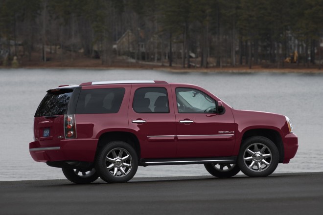 2007 GMC Yukon Denali Wallpapers