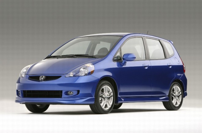 2007 Honda Fit Wallpapers