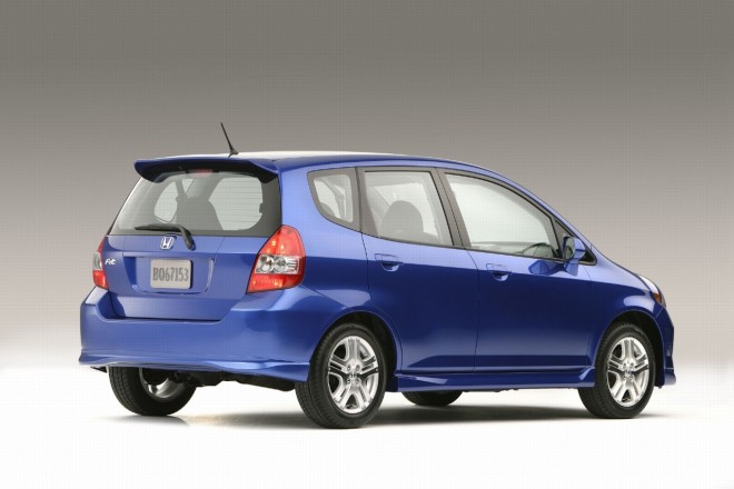 2007 Honda Fit Wallpapers