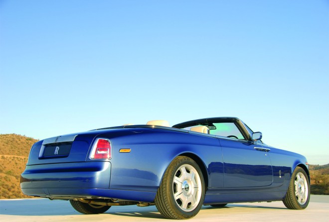 2007 Rolls-Royce Phantom Drophead Wallpapers