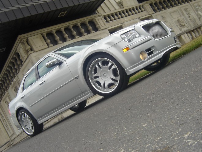 2008 Chrysler 300 Wallpapers