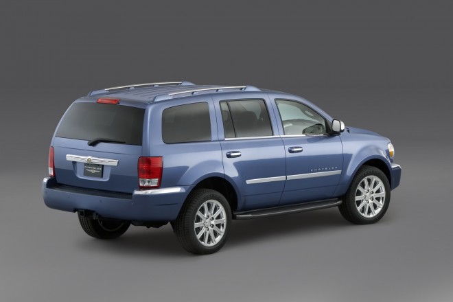 2008 Chrysler Aspen Wallpapers