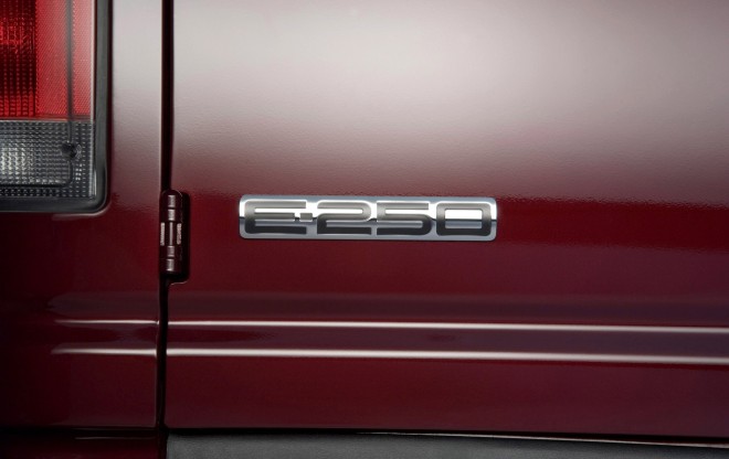 2008 Ford E-Series Wallpapers