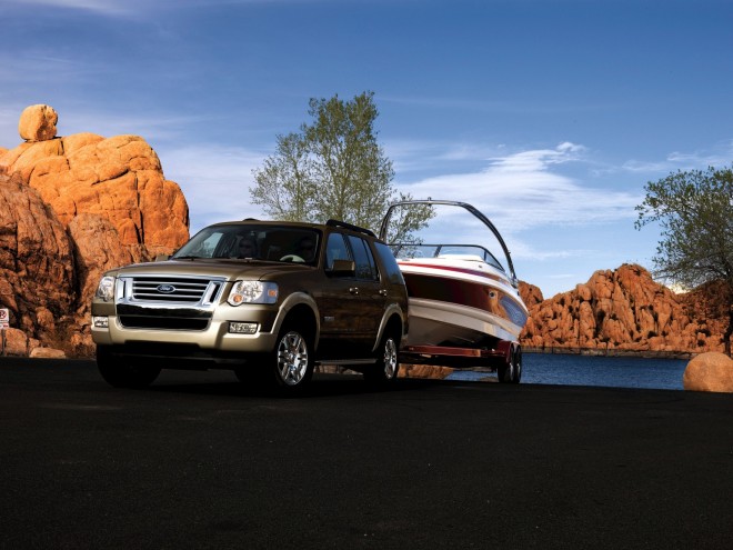 2008 Ford Explorer Wallpapers