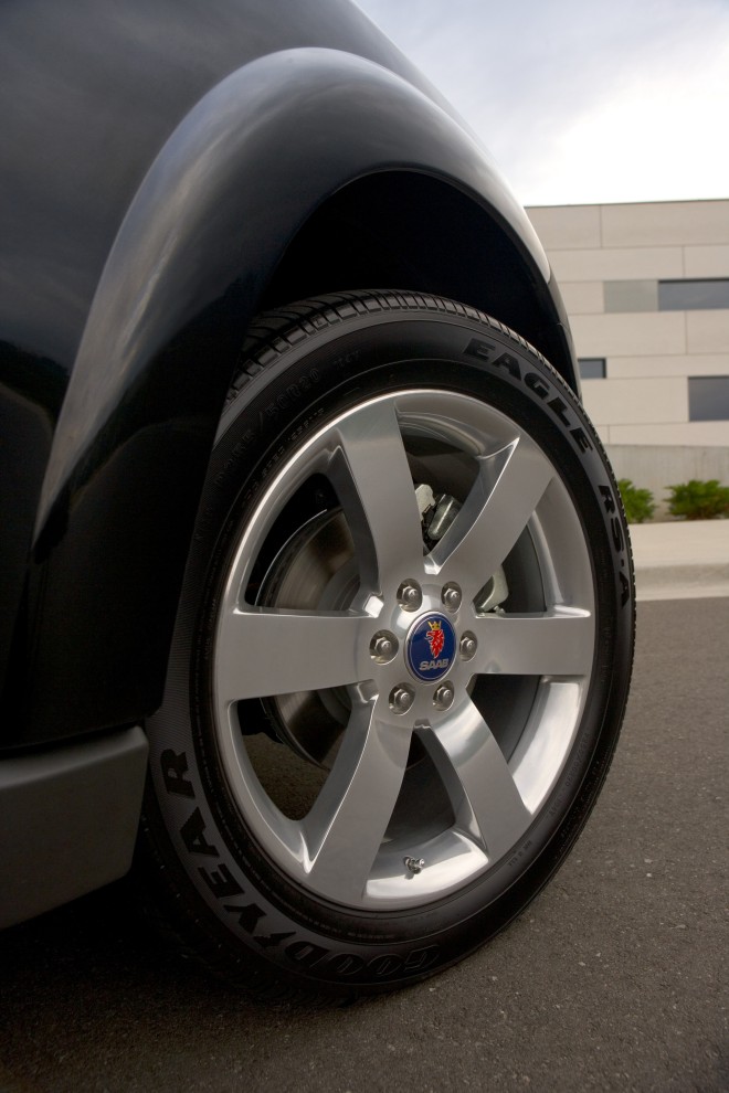 2008 Saab 9-7X Wallpapers