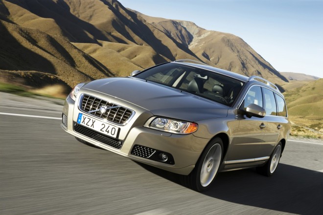 2008 Volvo V70 Wallpapers