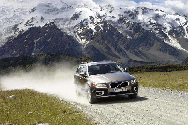 2008 Volvo XC70 Wallpapers