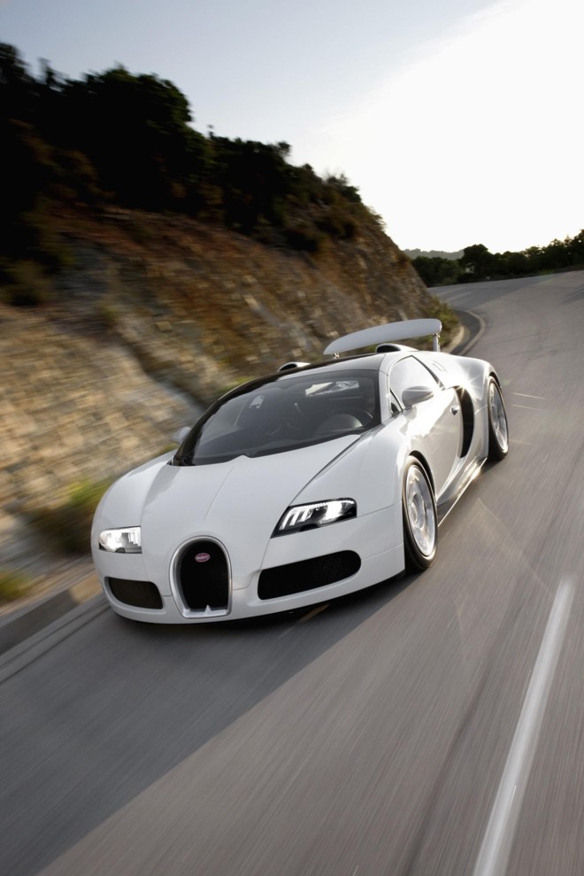 2009 Bugatti 16.4 Veyron Grand Sport Wallpapers