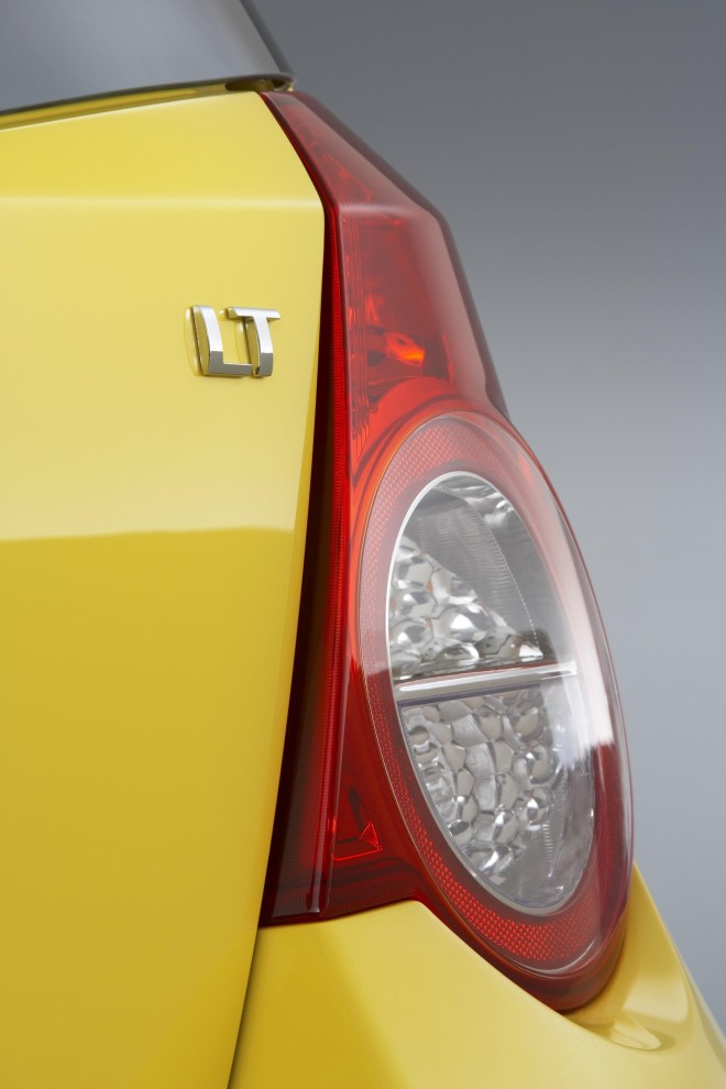 2009 Chevrolet Aveo Wallpapers