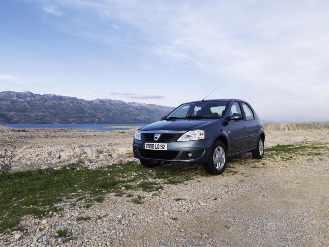 2009 Dacia Logan Wallpapers
