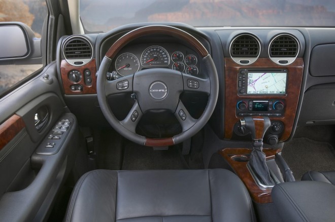 2009 GMC Envoy Wallpapers