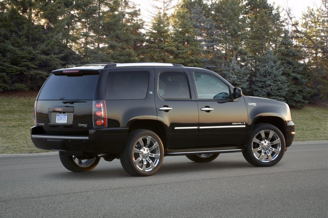 2009 GMC Yukon Denali Hybrid Wallpapers