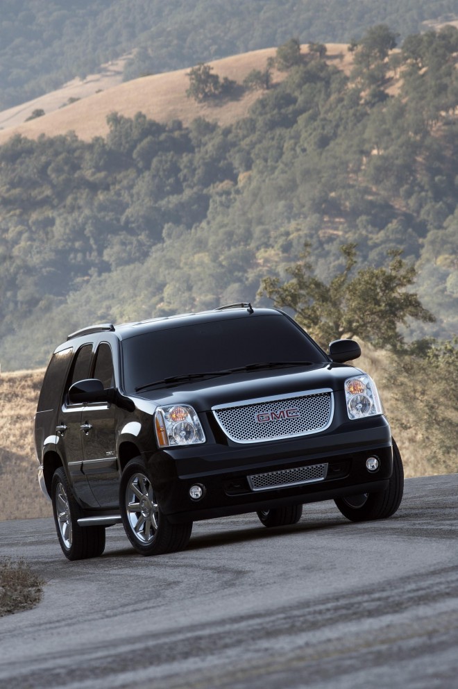 2009 GMC Yukon Wallpapers