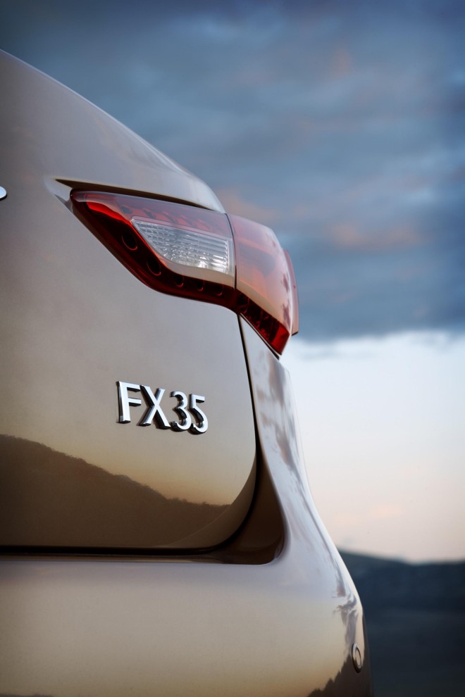 2009 Infiniti FX Wallpapers