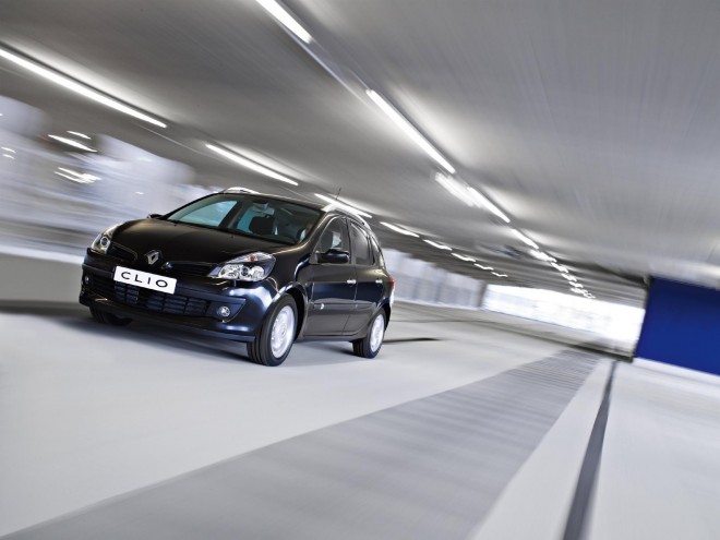2009 Renault Clio Sport Tourer Wallpapers