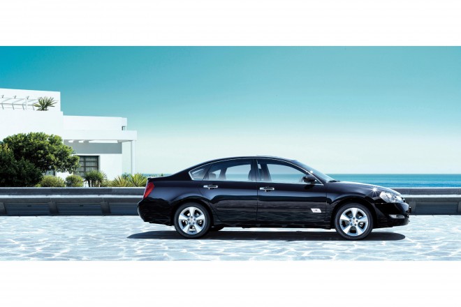 2009 Renault Safrane Wallpapers