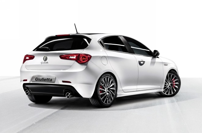 2010 Alfa Romeo Giulietta Wallpapers