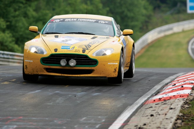 2010 Aston Martin V8 Vantage N420 Wallpapers