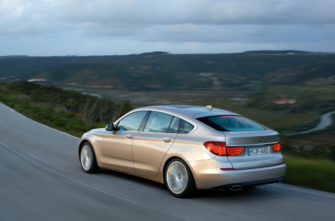 2010 BMW 5 Series Gran Turismo Wallpapers