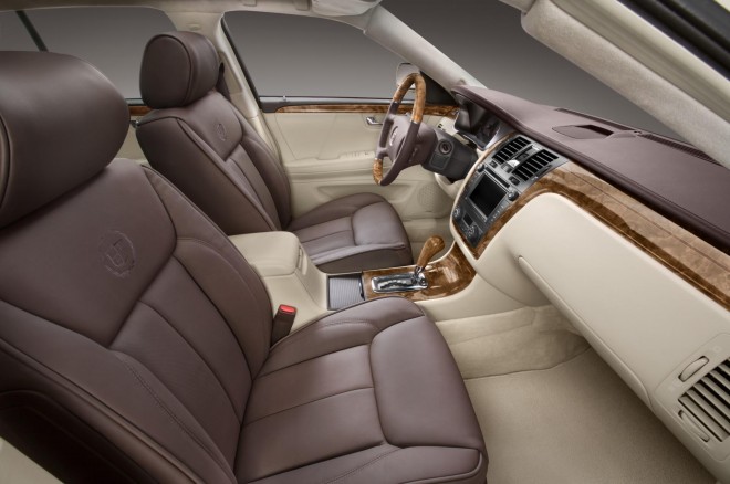 2010 Cadillac DTS Wallpapers