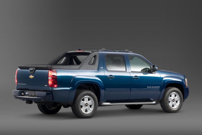 2010 Chevrolet Avalanche Wallpapers