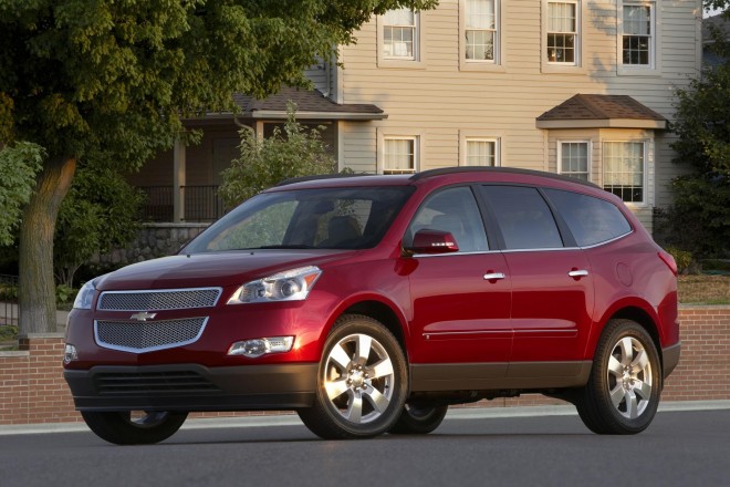 2010 Chevrolet Traverse Wallpapers