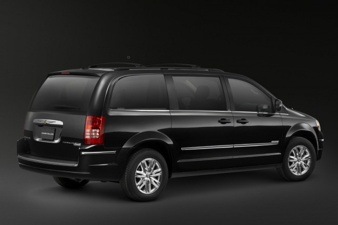 2010 Chrysler Town & Country Walter P. Chrysler SignatureSeries Wallpapers