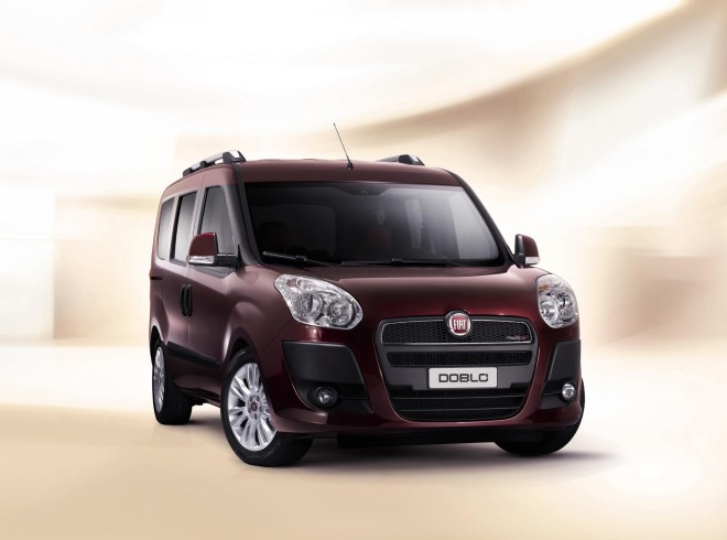 2010 Fiat Dobl&Atilde;&sup2; Wallpapers