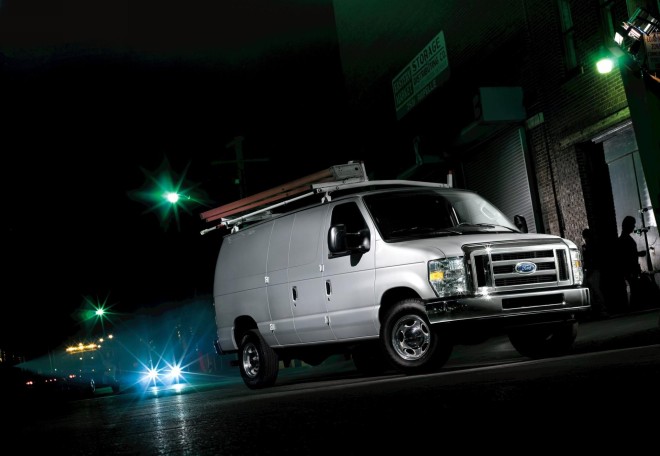 2010 Ford E-Series Wallpapers