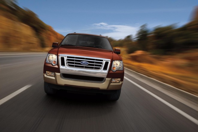 2010 Ford Explorer Wallpapers