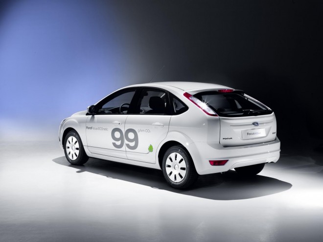 2010 Ford Focus ECOnetic Wallpapers