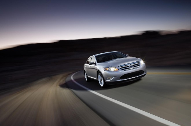 2010 Ford Taurus SHO Wallpapers