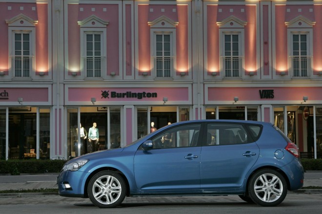 2010 Kia Ceed Wallpapers