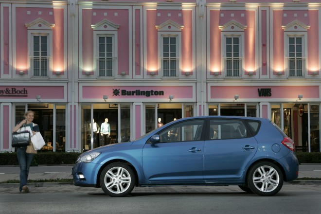 2010 Kia Ceed Wallpapers