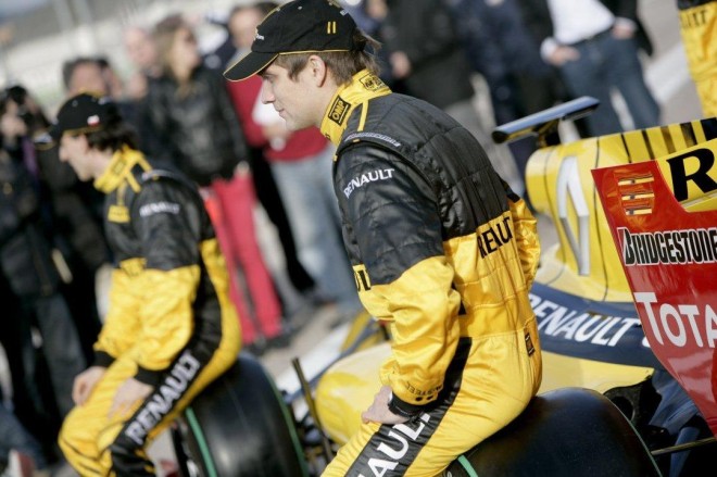 2010 Renault R30 Wallpapers