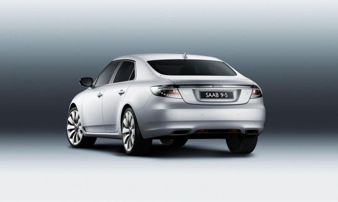 2010 Saab 9-5 Wallpapers