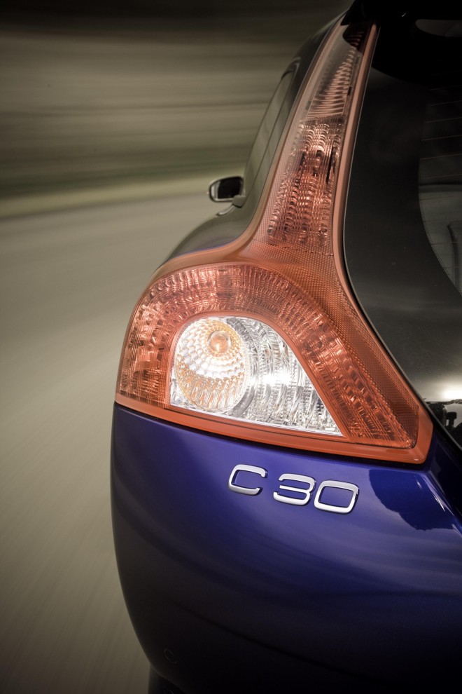 2010 Volvo C30 Wallpapers