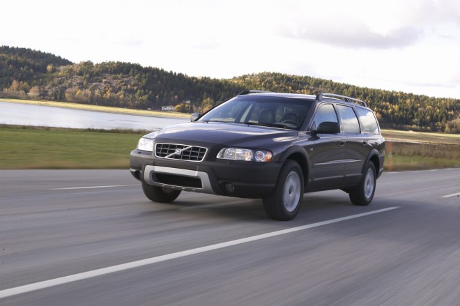 2010 Volvo XC70 Wallpapers