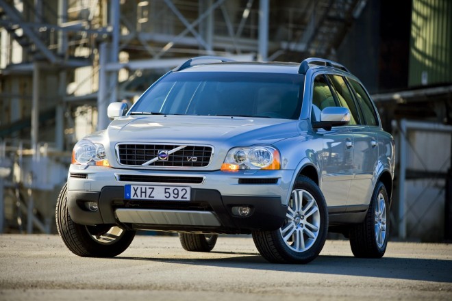 2010 Volvo XC90 Wallpapers
